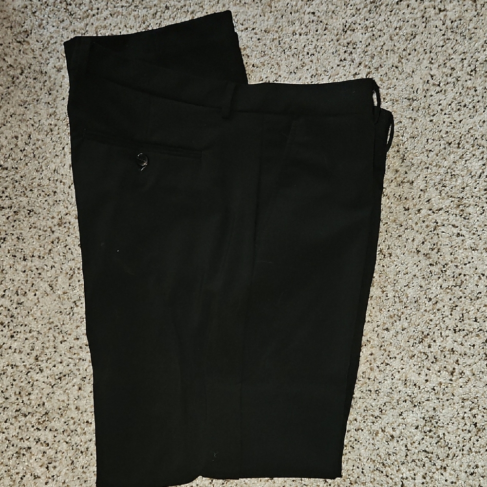 English Laundry Men's Charcoal Flat Front Shorts